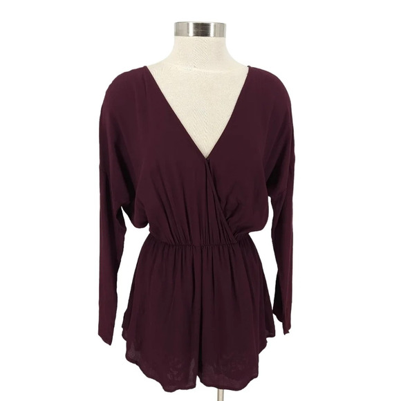 ASTR Shorts Romper Silk Purple Long Sleeve Lace V Neck Open Back Playsuit - Picture 1 of 7